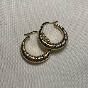 14K Yellow Gold Twisted Hoop Earrings